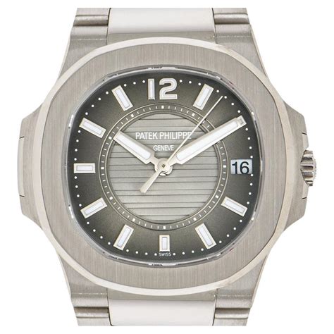 patek philippe 7011 1g-010|Patek Philippe Nautilus 7011/1G .